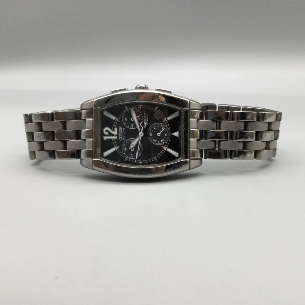 Citizen Eco-Drive Chronograph Mens Watch 32mm Black Dial Titanium H501 8
